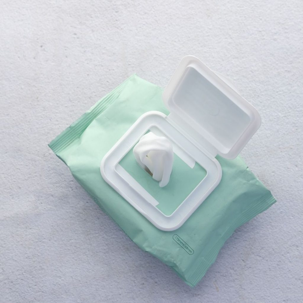 Baby Wipes and Leather: The Unfavourable Combination