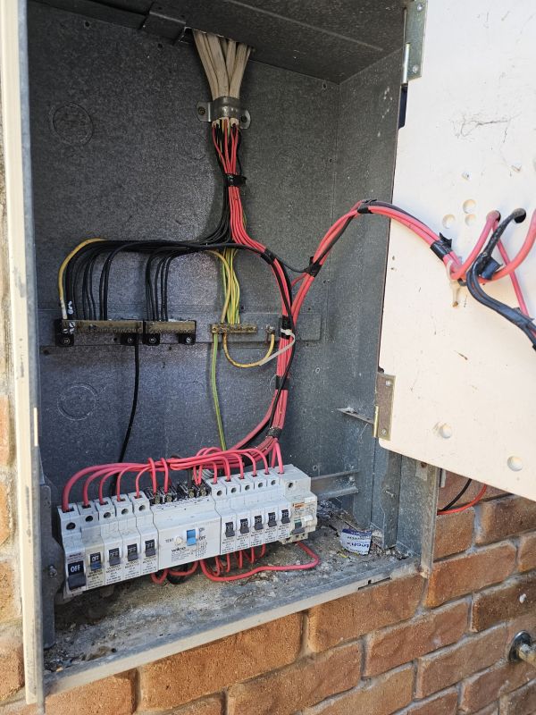 Solar Switchboard Upgrade for Battery and Ducted Air Con in Chelmer