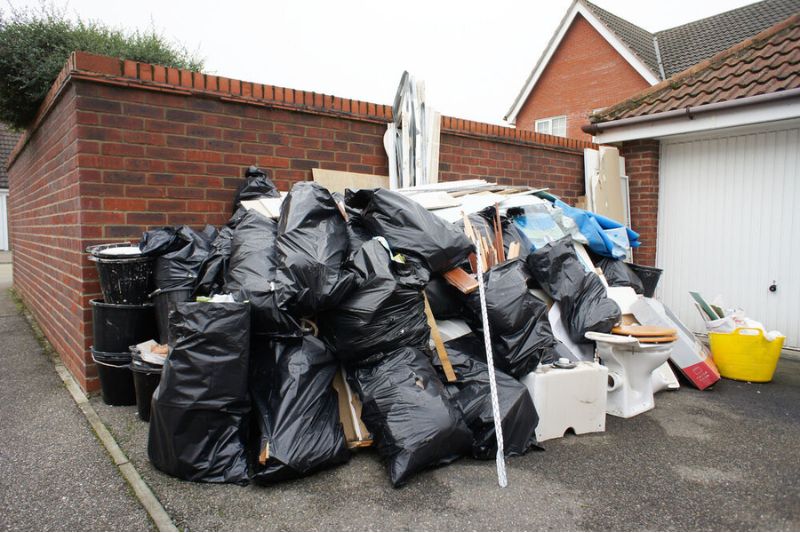 End of Tenancy Clearance for Daventry Landlords: A Guide